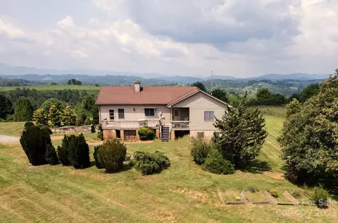 386 Heather Downs Dr, Alexander, NC 28701