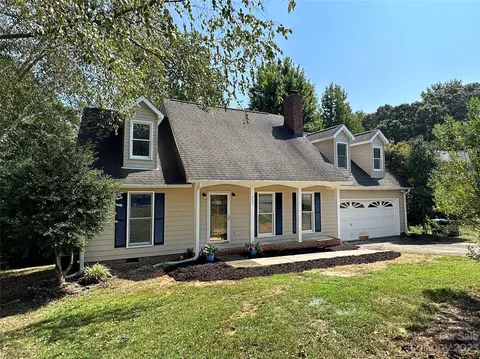 935 Brightmoor Dr, Matthews, NC 28105