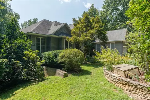 41 Magnolia Ln, Columbus, NC 28722