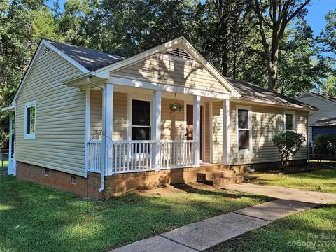 7301 Lancashire Dr, Mint Hill, NC 28227