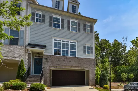 15141 Rocky Bluff Loop, Davidson, NC 28036 photo 2