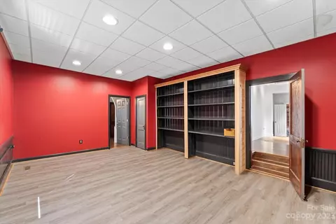 501 Linville St, Morganton, NC 28655