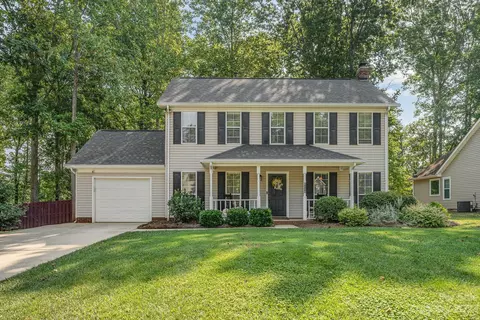 4228 Huntmeadow Dr, Charlotte, NC 28269