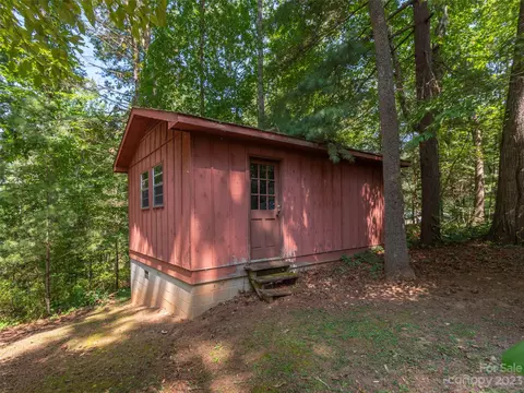 167 Paradise Cir, Clyde, NC 28721 photo 16