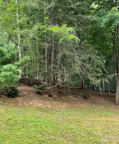 3 Aldersgate Road, Waynesville, NC 28786