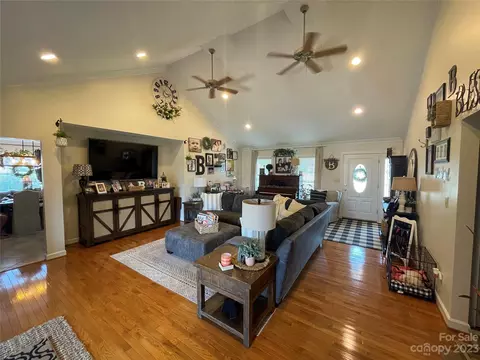 2553 Genes Loop #36, Morganton, NC 28655 photo 7