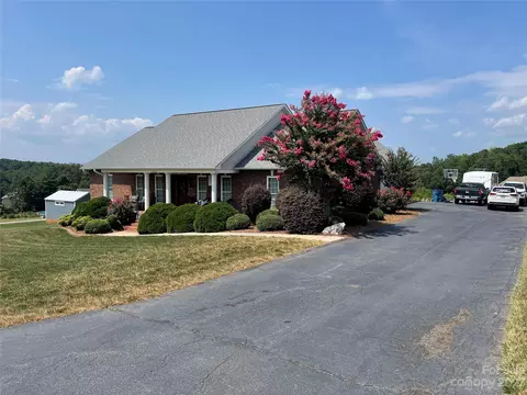 2553 Genes Loop #36, Morganton, NC 28655 photo 3