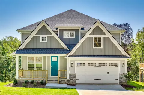 9093 Pitcairn Dr, Tega Cay, SC 29708