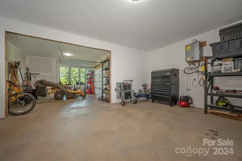 398 Mapleton Ln, Columbus, NC 28722 photo 35
