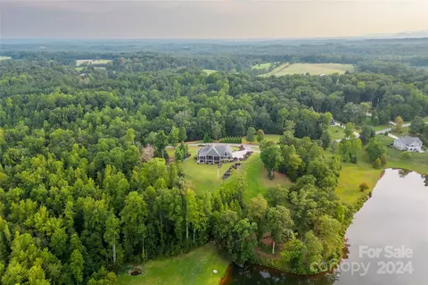 398 Mapleton Ln, Columbus, NC 28722 photo 37