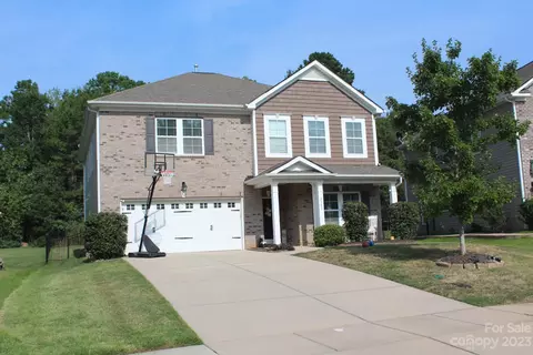 2165 Laurens Dr, Concord, NC 28027