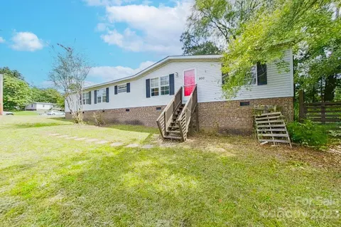 800 Bostwood Ln, Concord, NC 28025