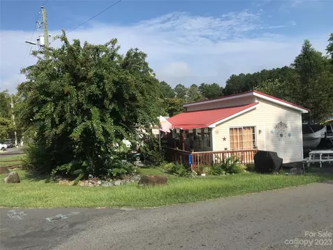 114 Sunshine Trl, Mount Gilead, NC 27306