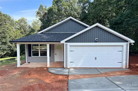 21 Ruth Ave, Newton, NC 28658