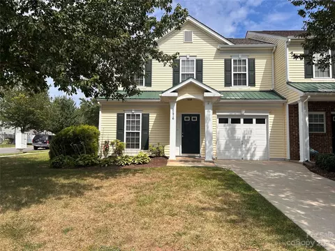 2476 Redmayne Ln, Indian Land, SC 29707