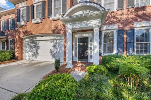 7614 Dahlia Blossom Dr, Charlotte, NC 28226