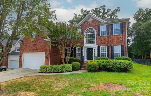 12017 Stone Forest Dr, Pineville, NC 28134