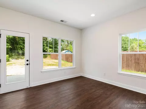 116 Stanton St, Clover, SC 29710 photo 8