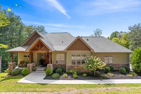962 Windover Dr, Brevard, NC 28712