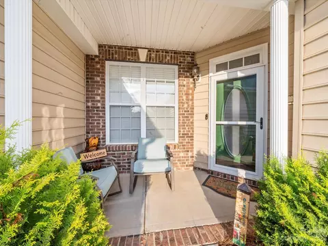 555 Turquoise Way, Fort Mill, SC 29708