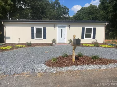 232 Gordon St, Norwood, NC 28128