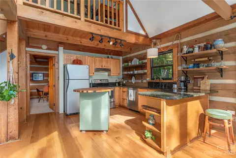 79 Marlowe Rd, Fairview, NC 28730 photo 7