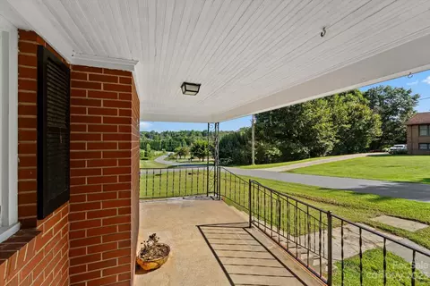 206 Mull Ln, Morganton, NC 28655 photo 36