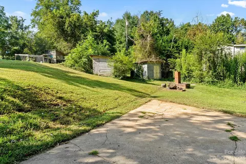 206 Mull Ln, Morganton, NC 28655 photo 30
