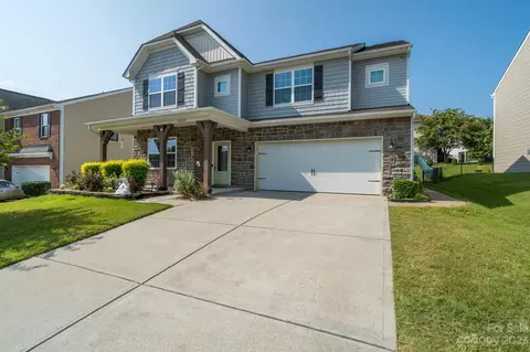 12029 Virginia Pine Ln, Pineville, NC 28134