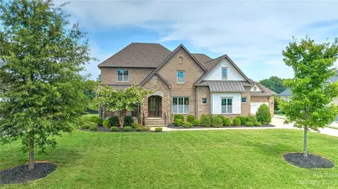 208 Squash Harvest Ct, Weddington, NC 28104