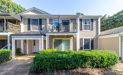 7036 Quail Hill Rd, Charlotte, NC 28210