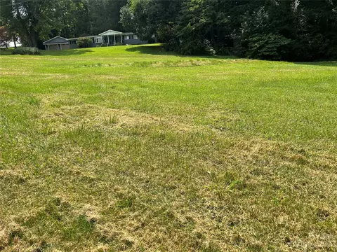 9999 Joe Jenkins Rd, Fairview, NC 28730
