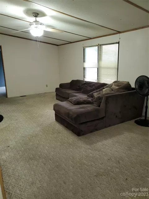 407 21st St, Kannapolis, NC 28083 photo 2