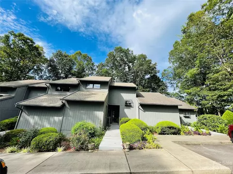 905 Victory Trl, Morganton, NC 28655