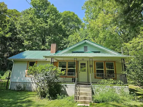 1221 Greasy Creek Rd, Bakersville, NC 28705