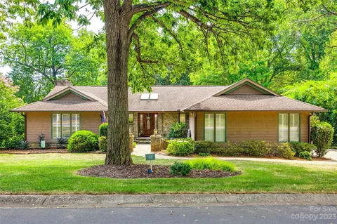 12 Courageous St, Lake Wylie, SC 29710