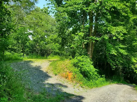 999 Buck Scrape Rd, Marshall, NC 28753 photo 22