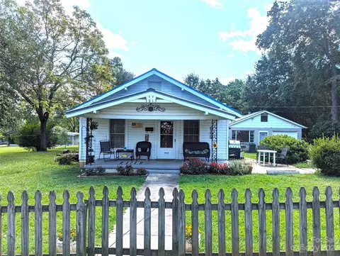 3013 2nd Sw Ave SW, Hickory, NC 28602