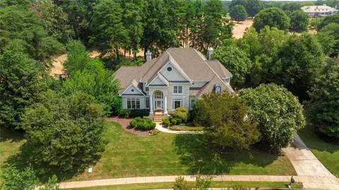 18606 Peninsula Cove Ln, Cornelius, NC 28031