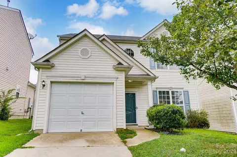 1231 Joannas Ct, Charlotte, NC 28214