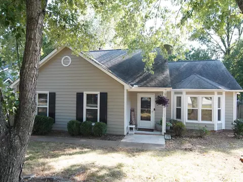 9608 Harness Ln, Matthews, NC 28105