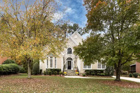 5315 Stallworth Dr, Charlotte, NC 28226