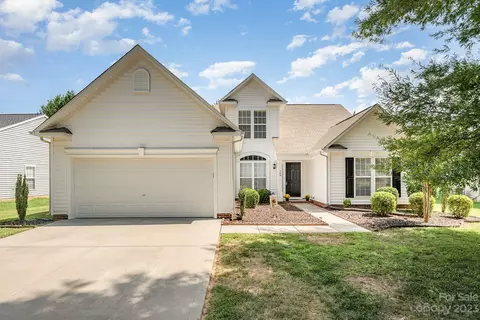 129 Shephard Hill Dr, Mooresville, NC 28115