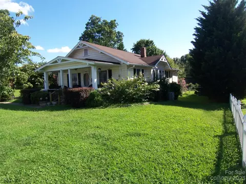 104 Main St, Granite Falls, NC 28630