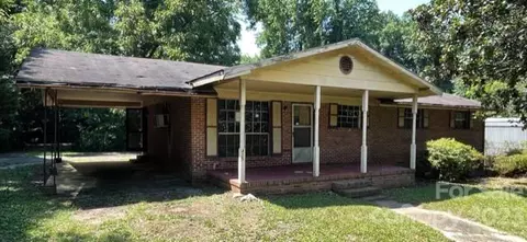 425 Seminole Dr, Spartanburg, SC 29301