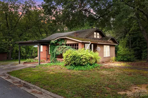 214 N Correll St, Landis, NC 28088