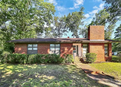 1200 Lancaster Ave, Monroe, NC 28112