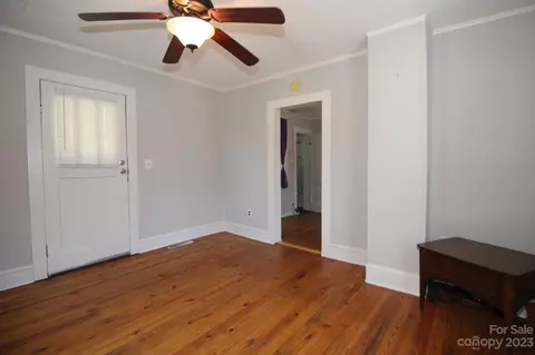137 Winfield St, Canton, NC 28716 photo 8