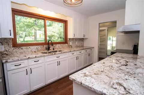 105 Simms St, Columbus, NC 28722 photo 4