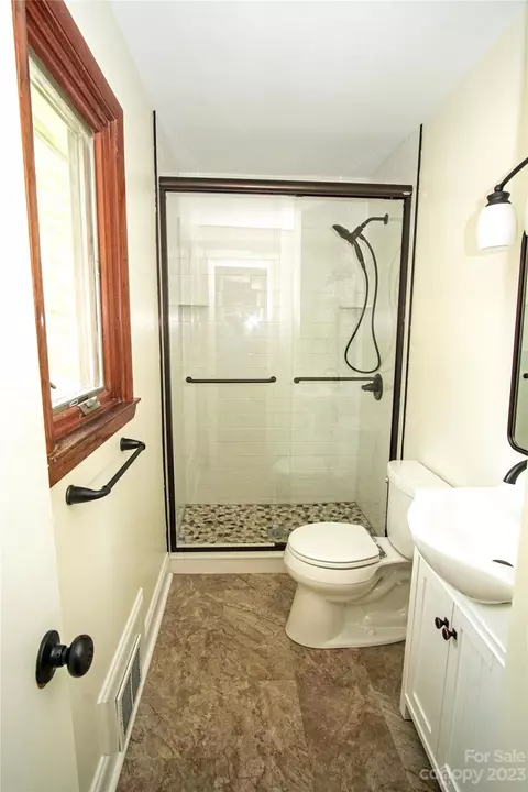 105 Simms St, Columbus, NC 28722 photo 20
